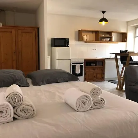 En Cevennes - 2nd Floor 아파트